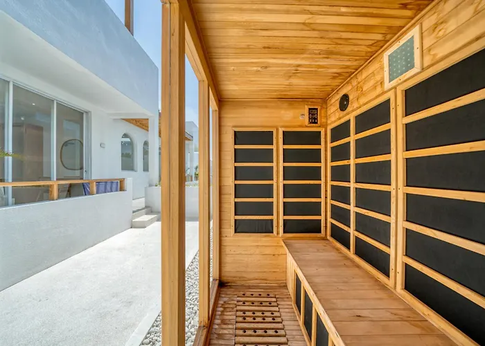Valli - 6br Estate 2 Pools And Sauna - Bingin